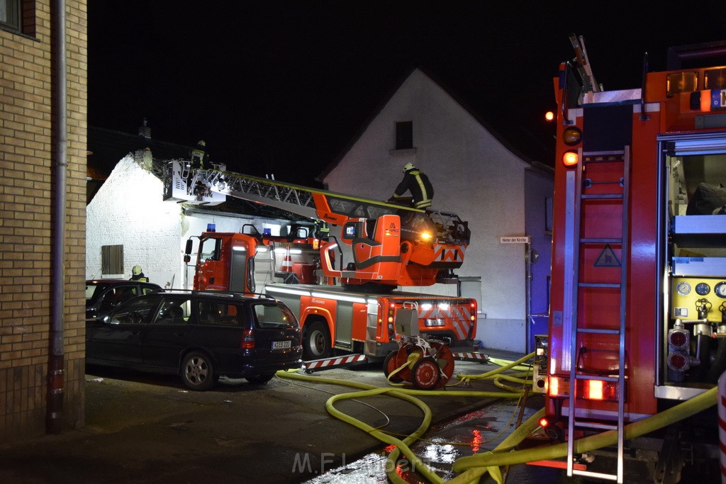 Feuer 2 Koeln Porz Langel Hinter der Kirche P104.JPG - Miklos Laubert